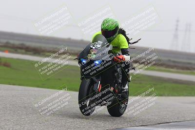 media/Nov-30-2025-TrackDaz (Sun) [[d8b22663df]]/B Group/Session 5 (Wheelie Bump)/